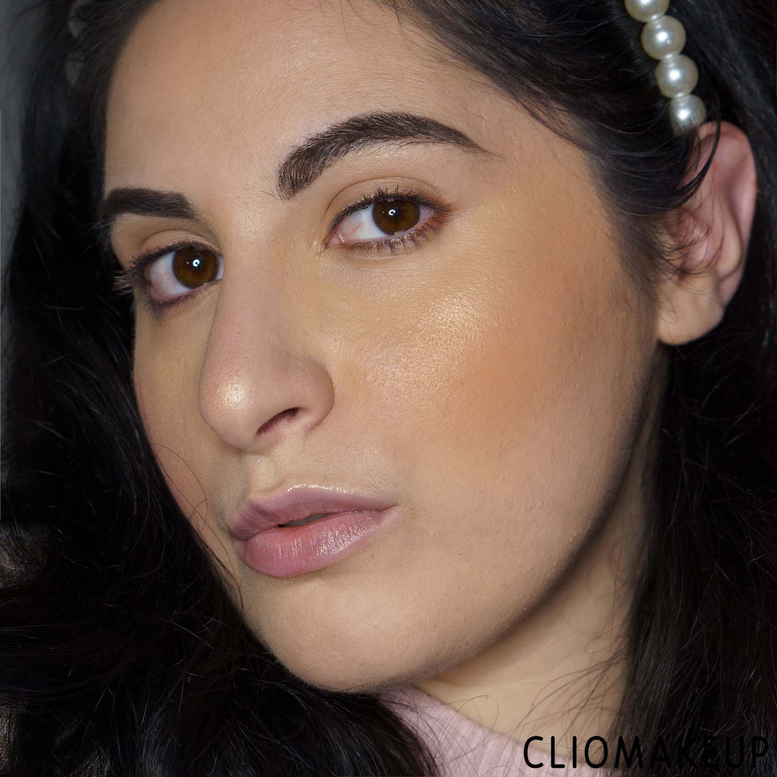 cliomakeup-recensione-illuminante-wycon-visionary-highlighter-illuminante-13
