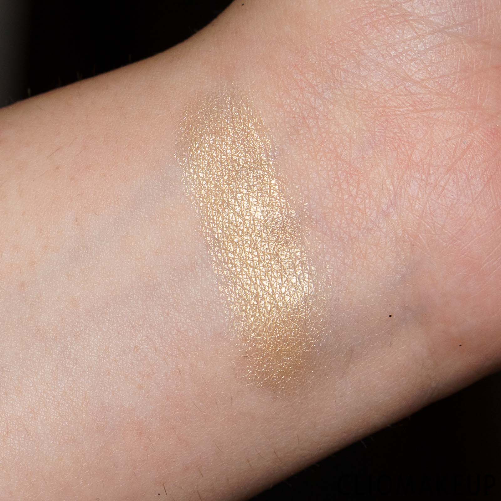 cliomakeup-recensione-illuminante-wycon-visionary-highlighter-illuminante-7