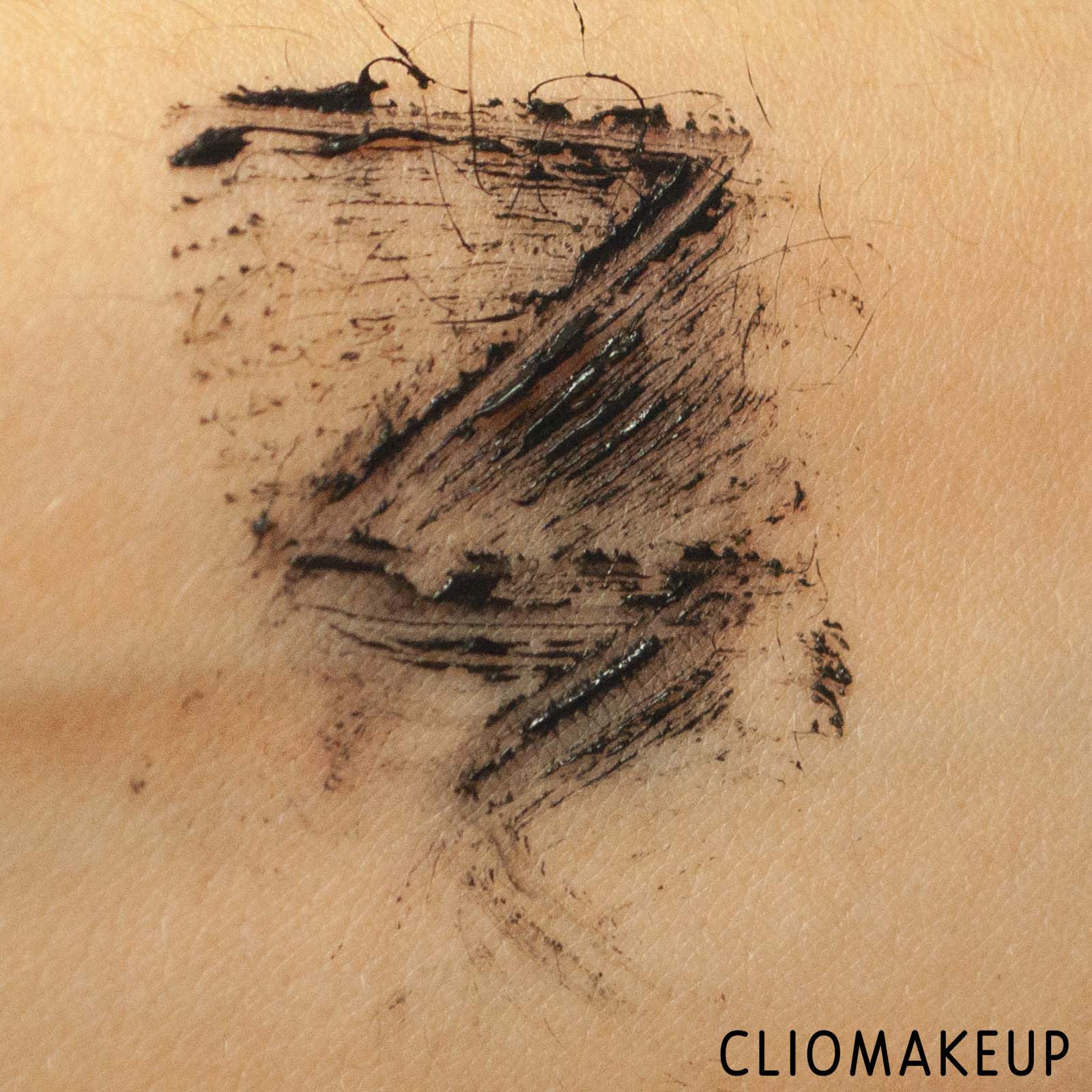 cliomakeup-recensione-mascara-kiko-a-holiday-fable-miracle-lash-makeover-mascara-6