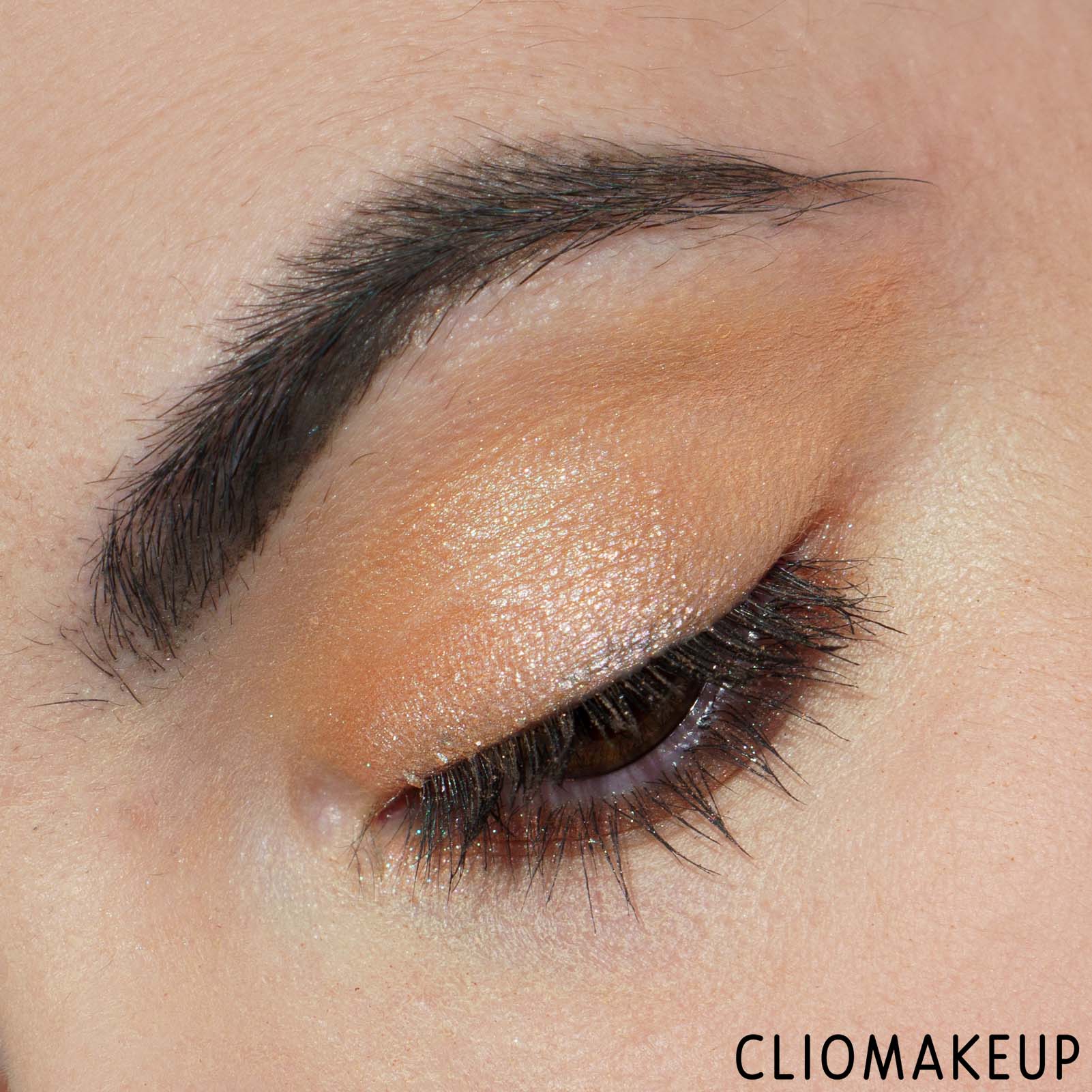 cliomakeup-recensione-palette-urban-decay-cyber-eyeshadow-palette-13