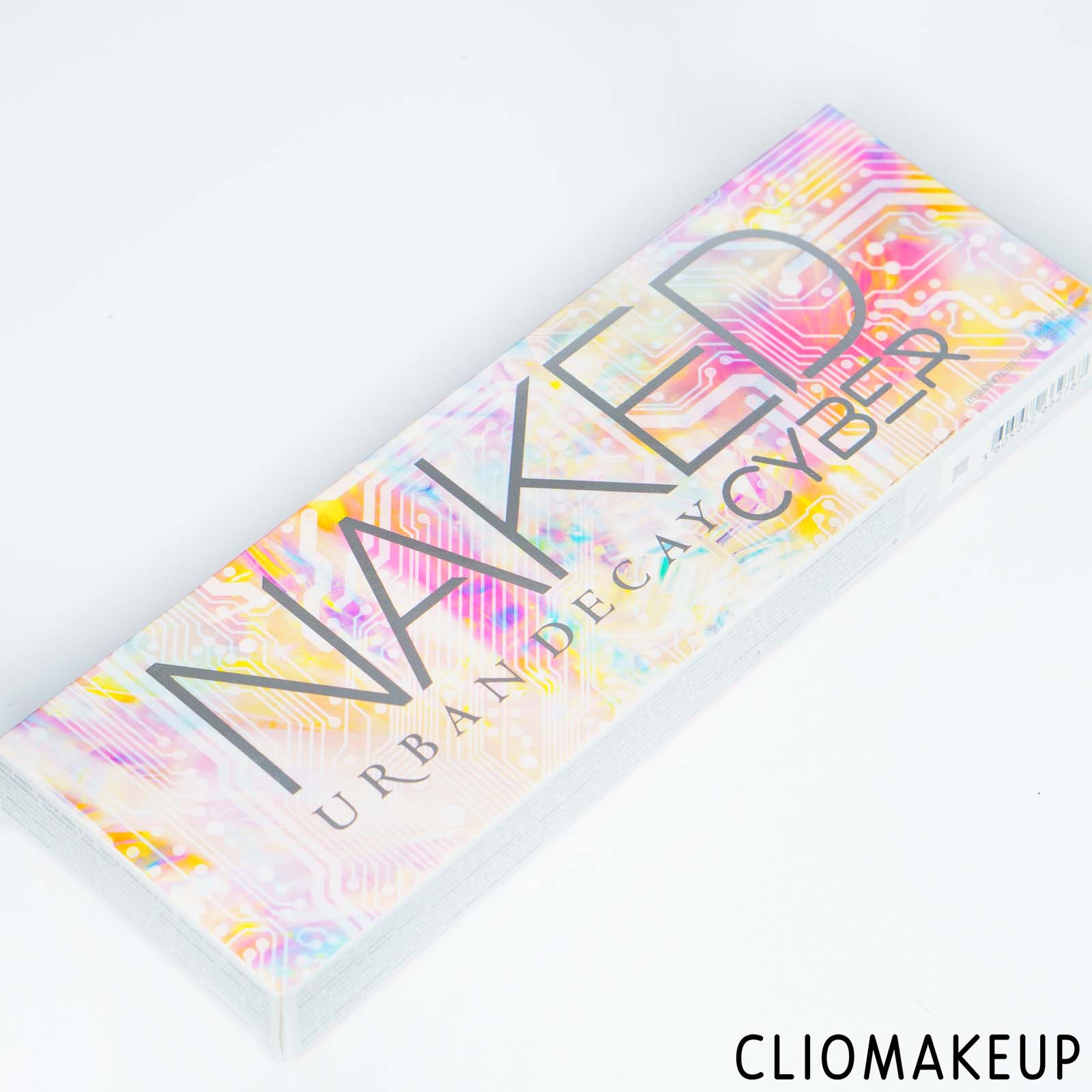 cliomakeup-recensione-palette-urban-decay-cyber-eyeshadow-palette-2