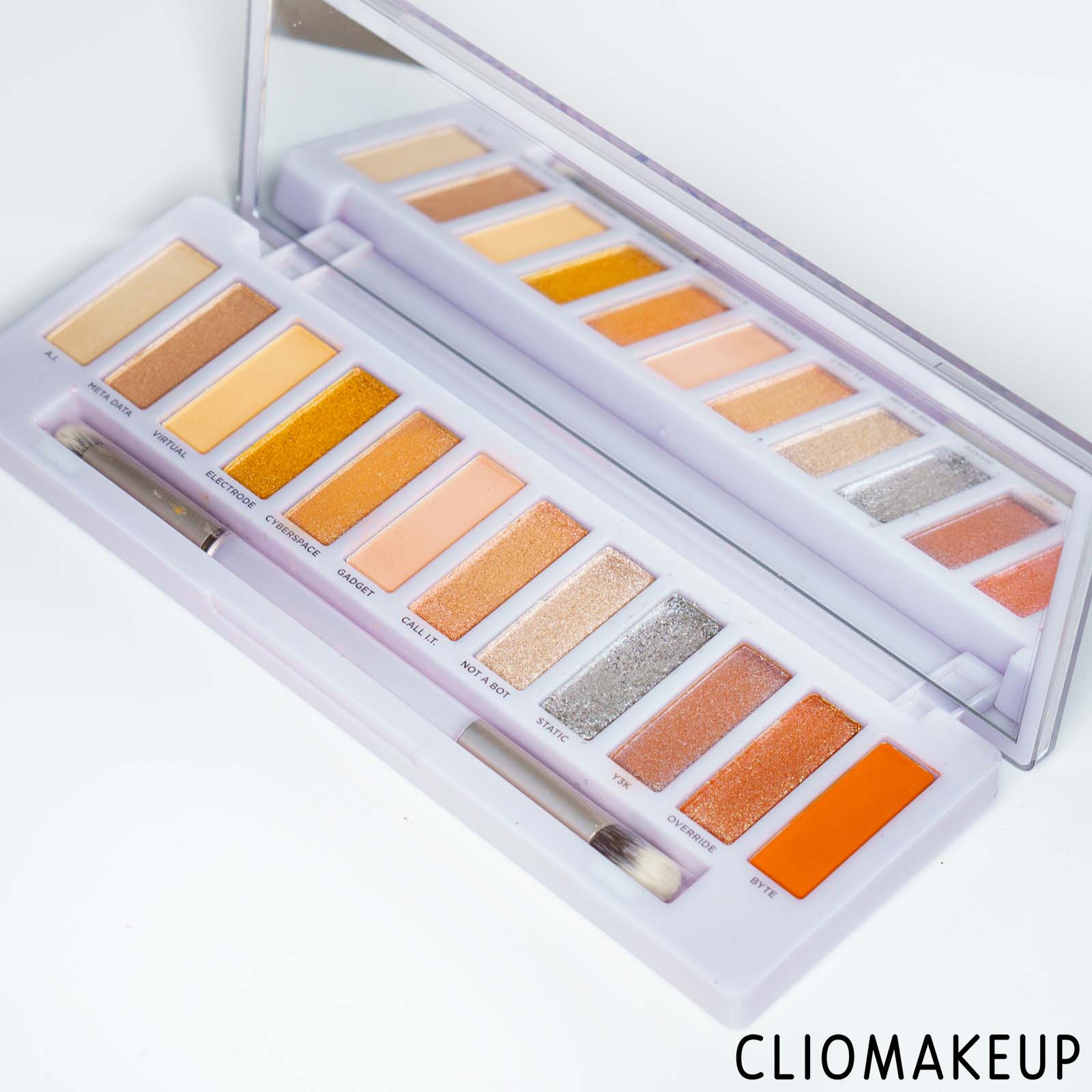 cliomakeup-recensione-palette-urban-decay-cyber-eyeshadow-palette-5