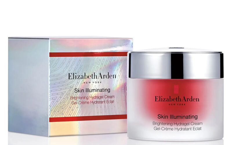 cliomakeup-single-day-2021-beauty-elizabeth-arden-skin-illuminating