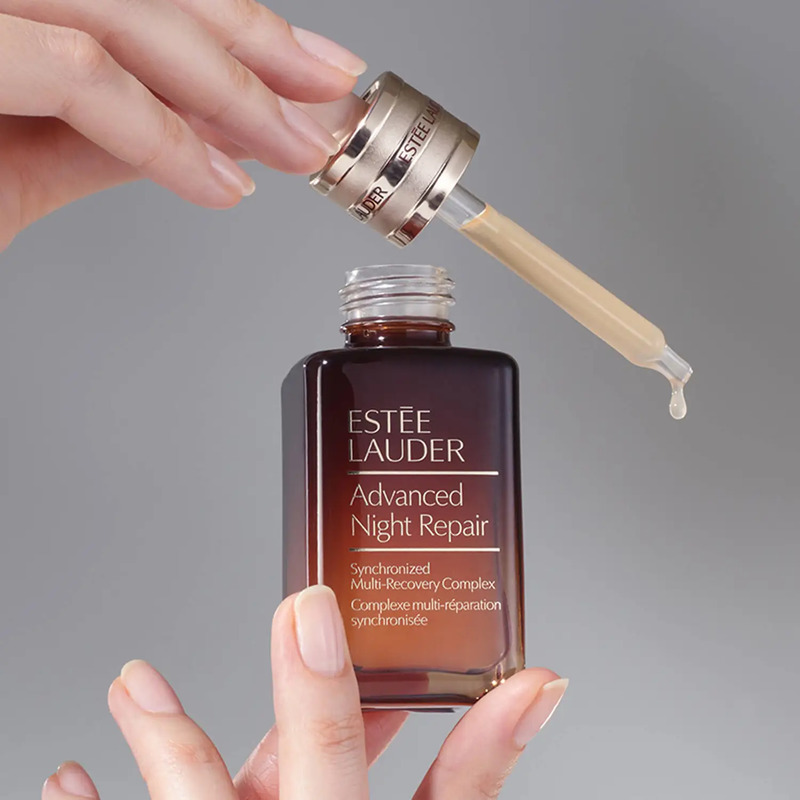 cliomakeup-single-day-2021-beauty-estee-lauder-advanced-night-repair