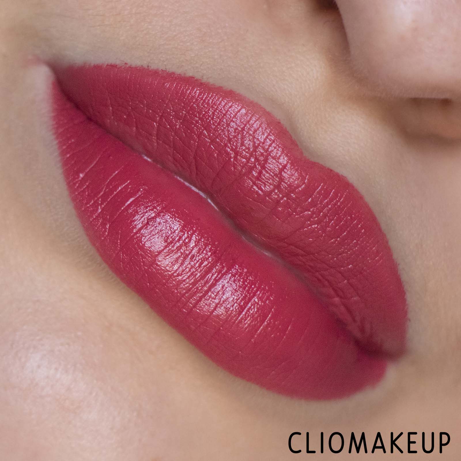 Cliomakeup-Recensione-Rossetto-Kiko-A-Holiday-Fable-Creamy-Magic-Lip-Stylo-10