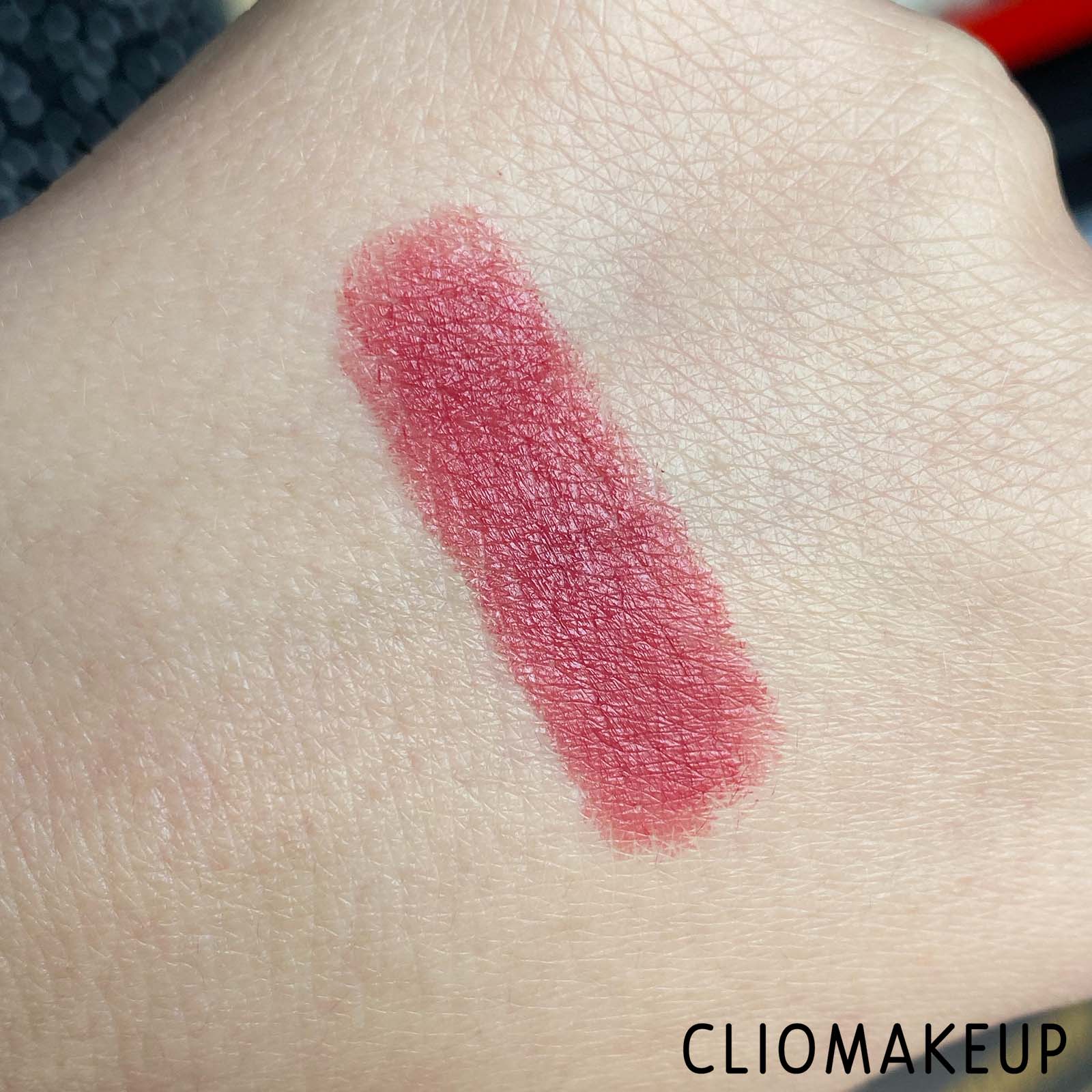Cliomakeup-Recensione-Rossetto-Kiko-A-Holiday-Fable-Creamy-Magic-Lip-Stylo-6