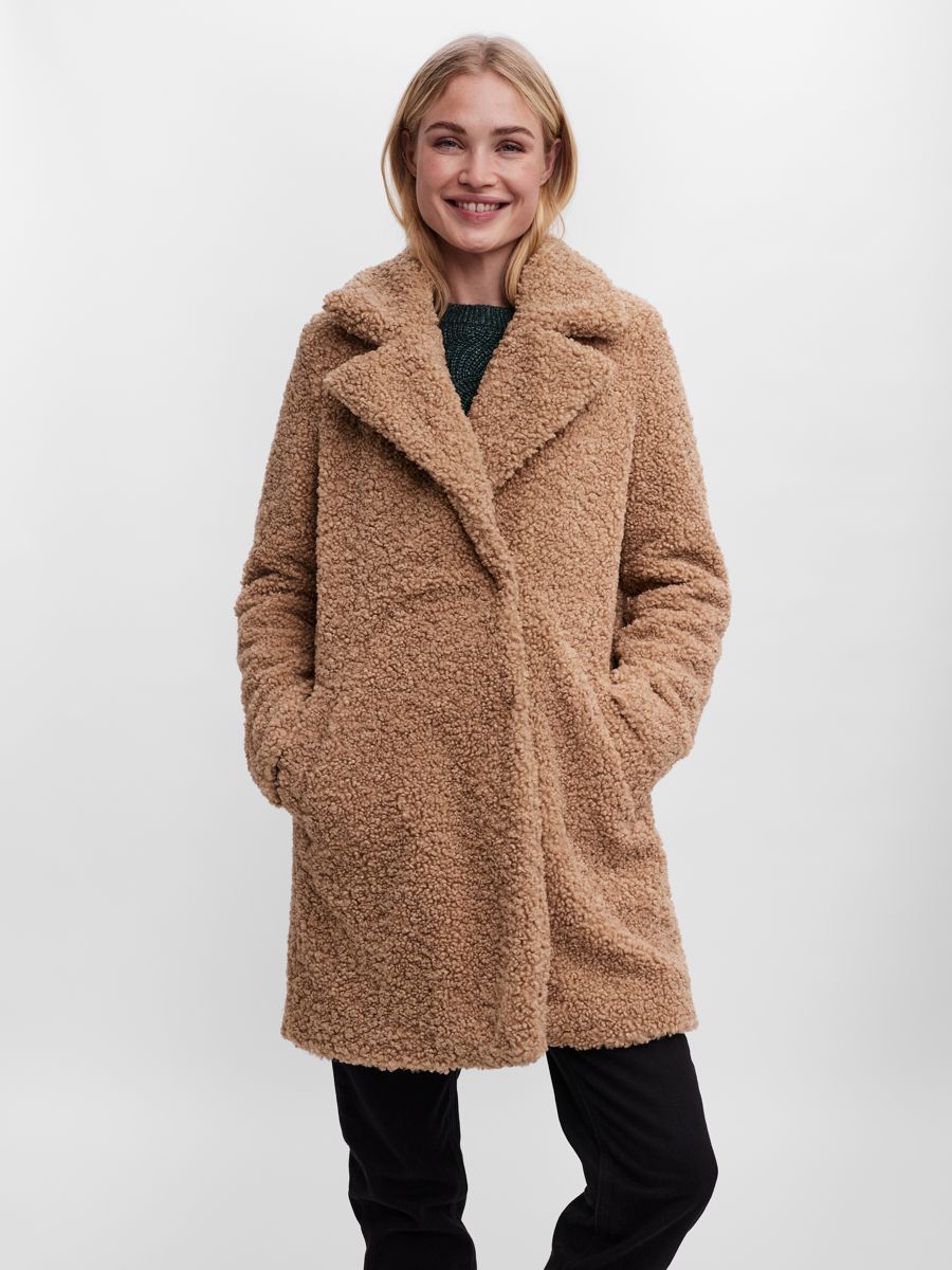 Cliomakeup-cappotti-inverno-2022-Vero-Moda-Long-Teddy