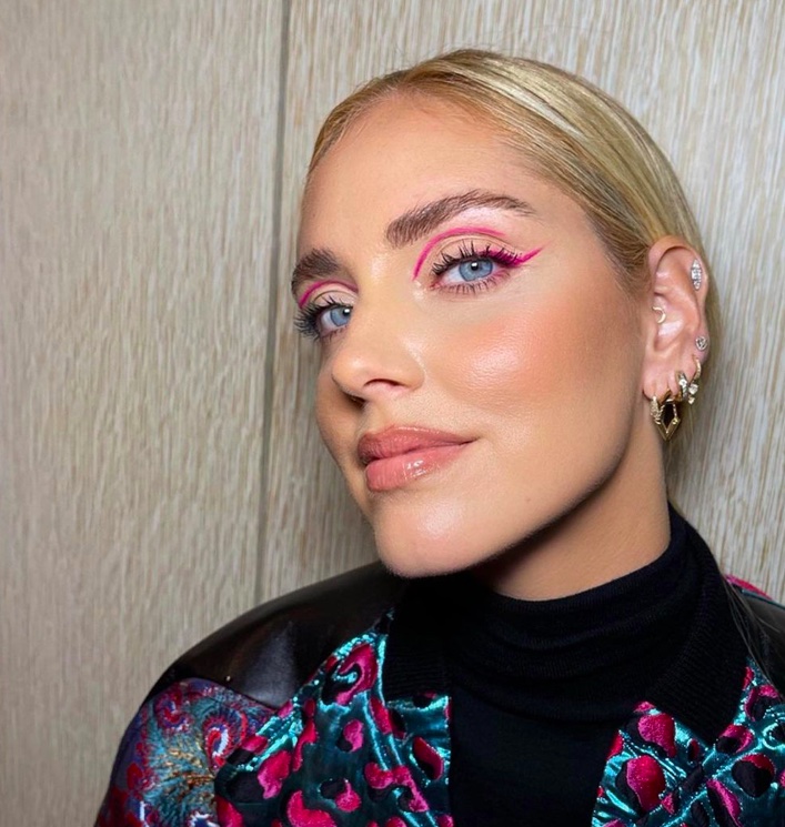 Cliomakeup-doppio-eyeliner-Double-Winged-Eyeliner-fucsia