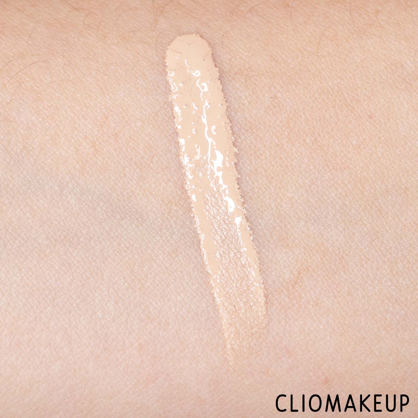 cliomakeup-recensione-correttore-rimmel-kind-e-free-hydrating-concealer-7