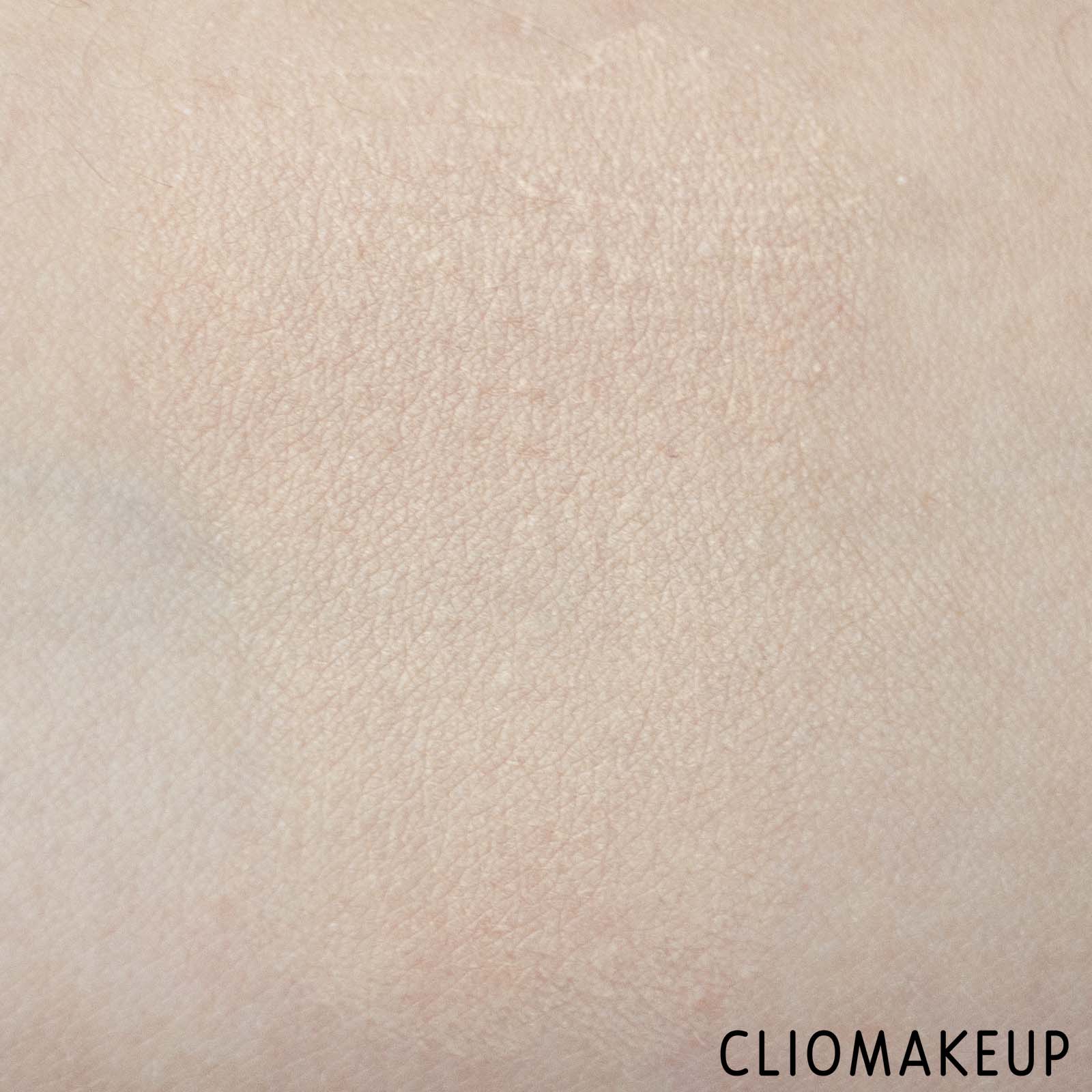 cliomakeup-recensione-correttore-rimmel-kind-e-free-hydrating-concealer-8