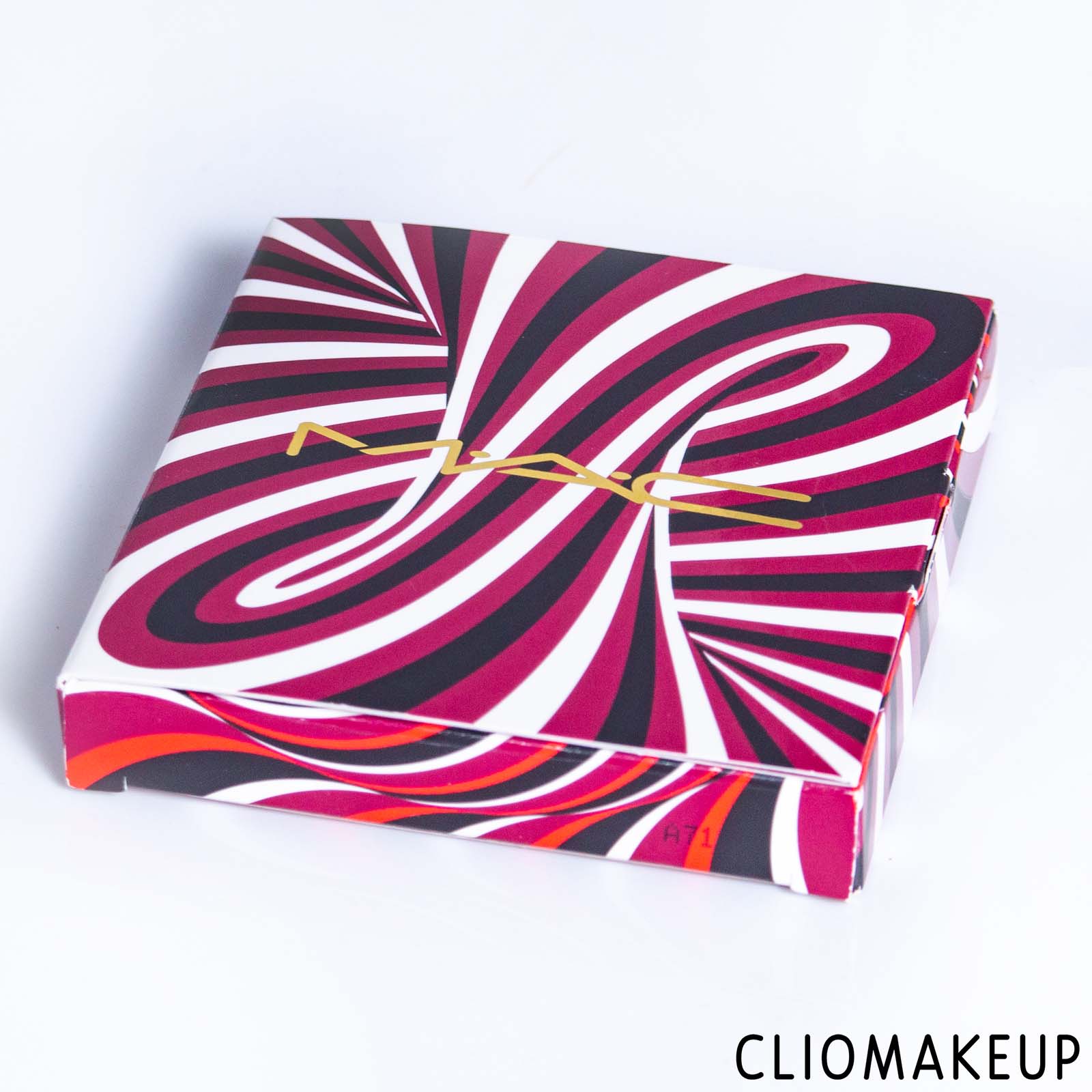 cliomakeup-recensione-palette-mac-hypnotizing-holiday-surprise-eyes-eye-shadow-x-6-rich-2