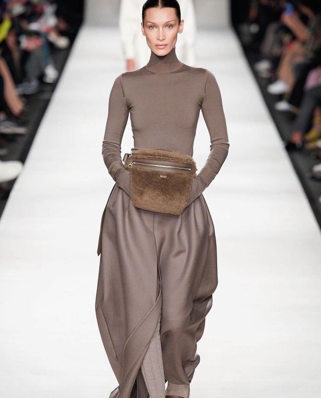 Cliomakeup-Tendenze-moda-autunno-inverno-2022-2023- Milano-Fashion-week-8