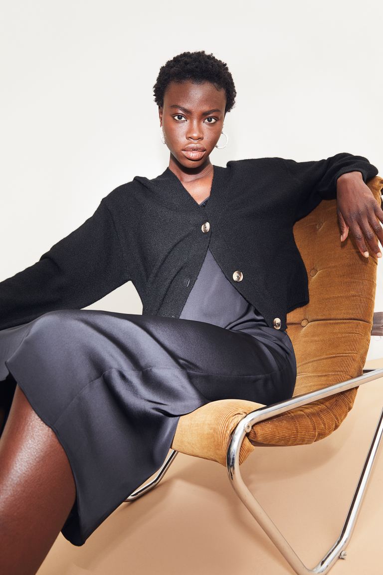 Cliomakeup-look-invernali-hm-Cardigan-con-scollo-a-V