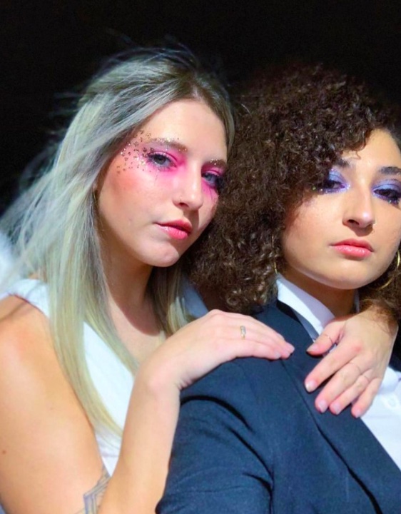 Cliomakeup-makeup-occhi-colorati-2022-euphoria-rosa-viola