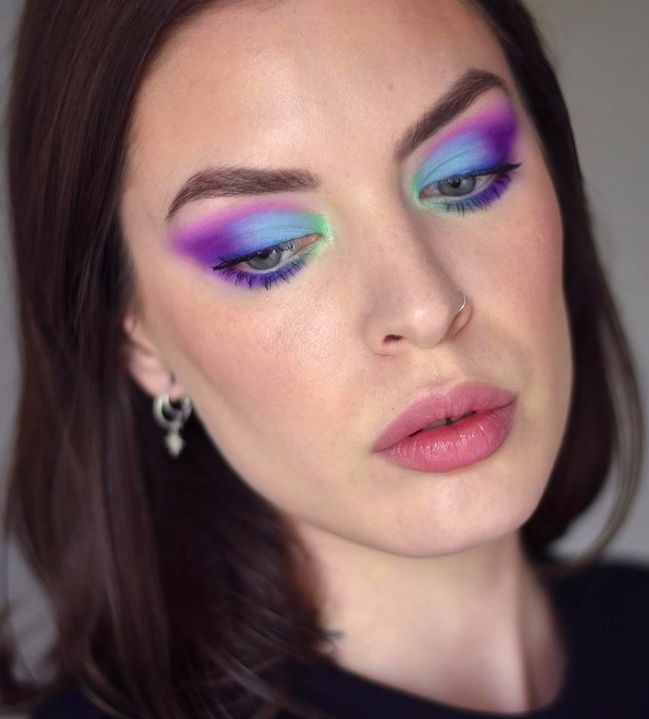 Cliomakeup-makeup-occhi-colorati-2022-trucco-multicolor