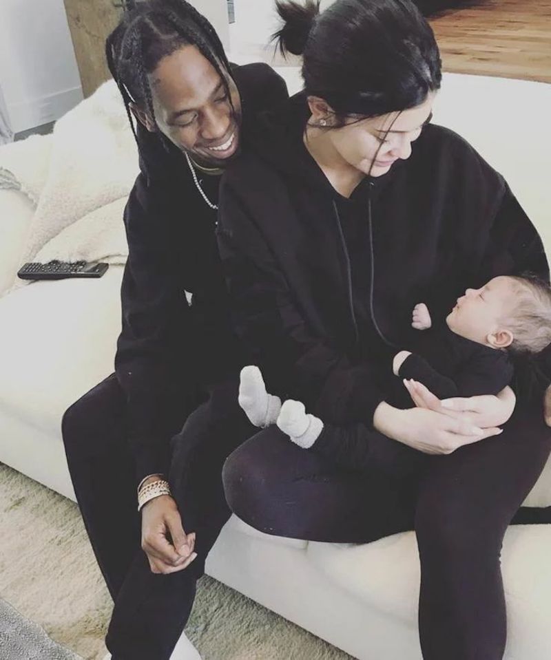 cliomakeup-gossip-febbraio-2022-teamclio-kylie