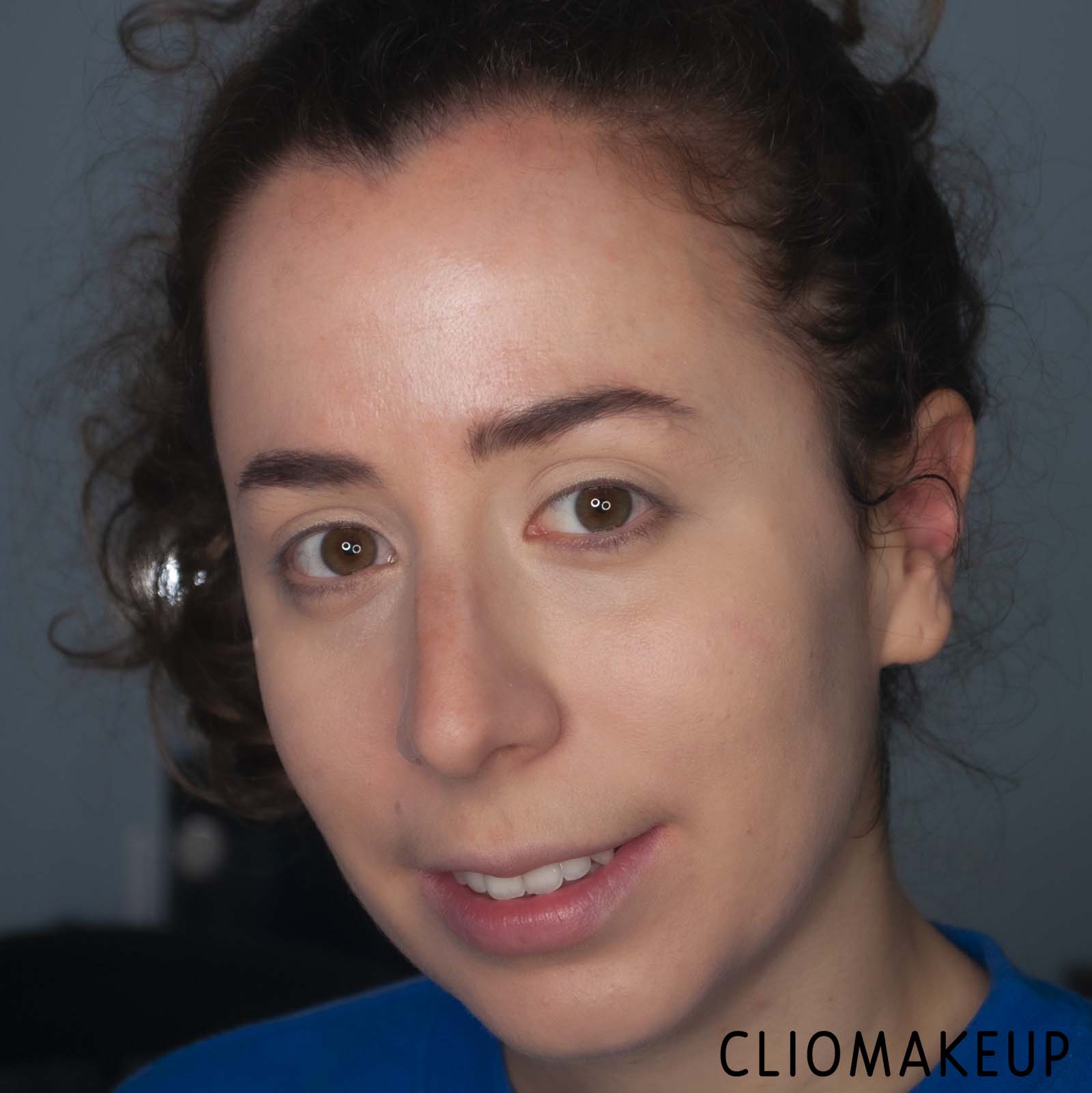 cliomakeup-recensione-fondotinta-tarte-shape-tape-cloud-coverage-11