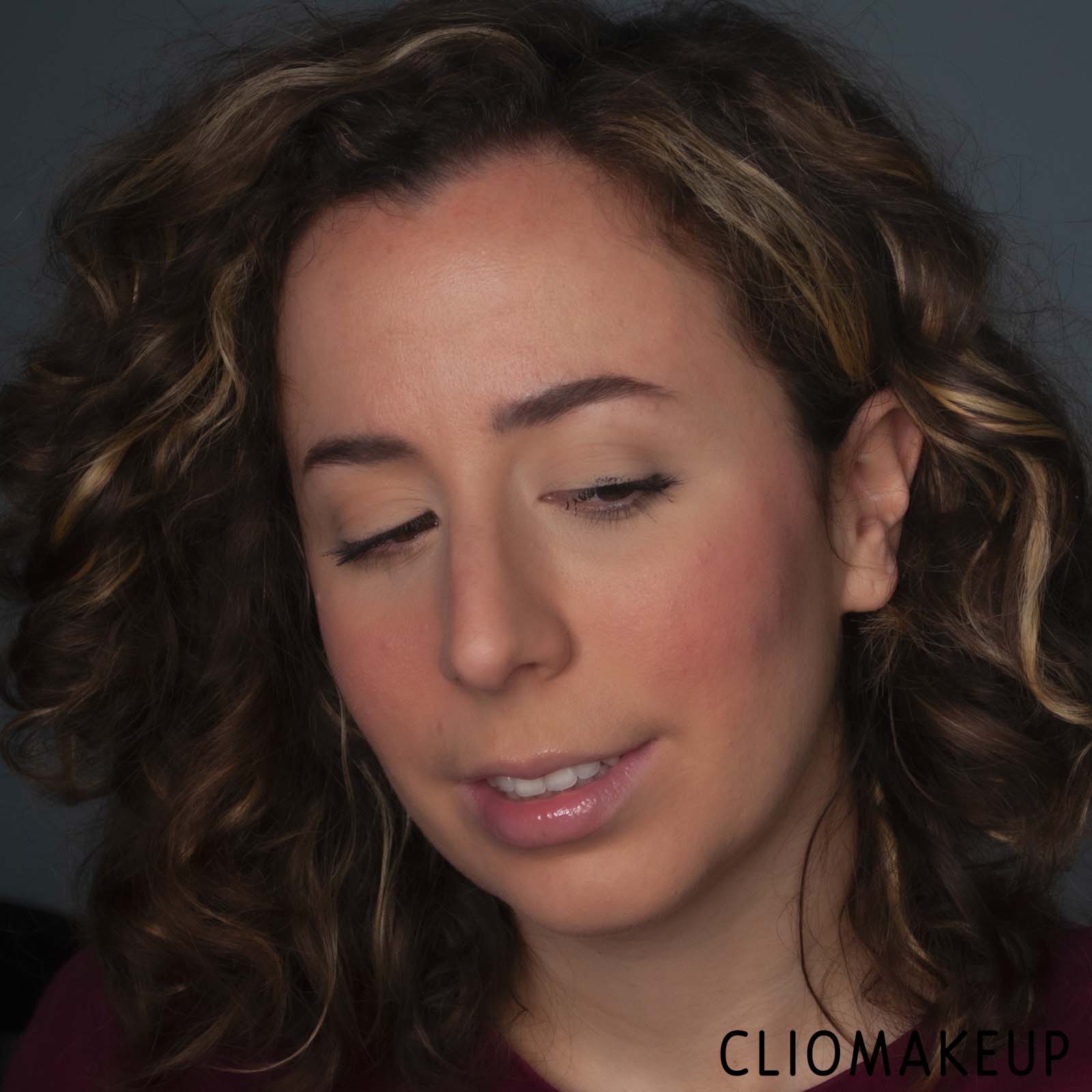 cliomakeup-recensione-blush-clinique-cheek-pop-blush-pop-12