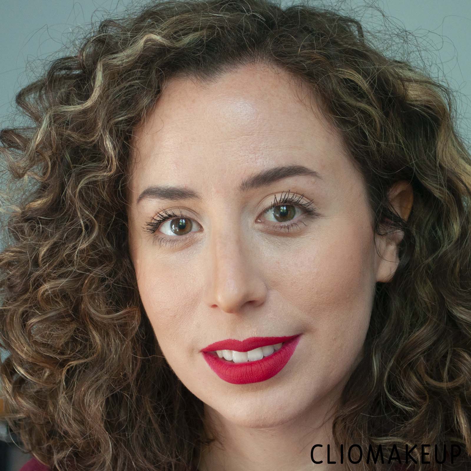 cliomakeup-recensione-correttore-benefit-bright-on-concealer-12