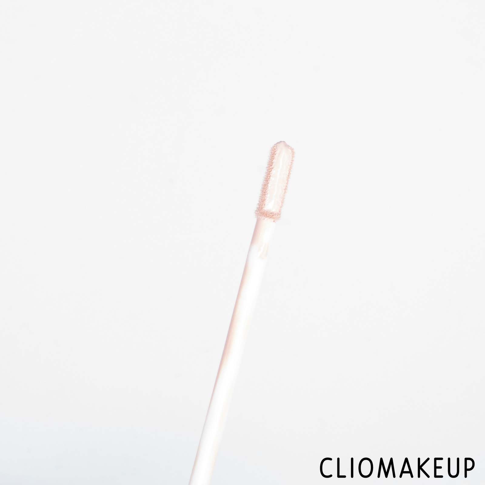 cliomakeup-recensione-correttore-benefit-bright-on-concealer-5