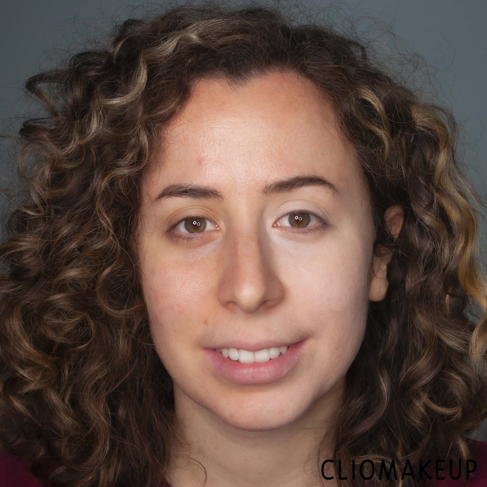 cliomakeup-recensione-correttore-benefit-bright-on-concealer-9