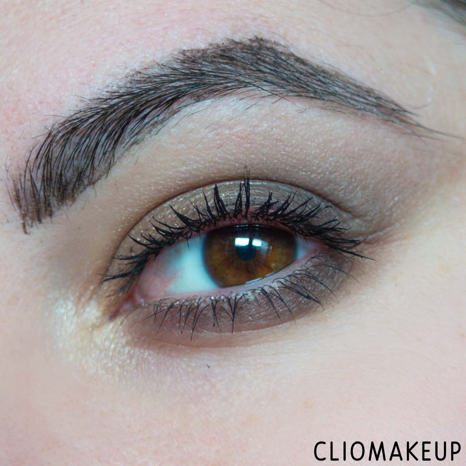 cliomakeup-recensione-palette-i-love-revolution-pecan-praline-shadow-palette-10