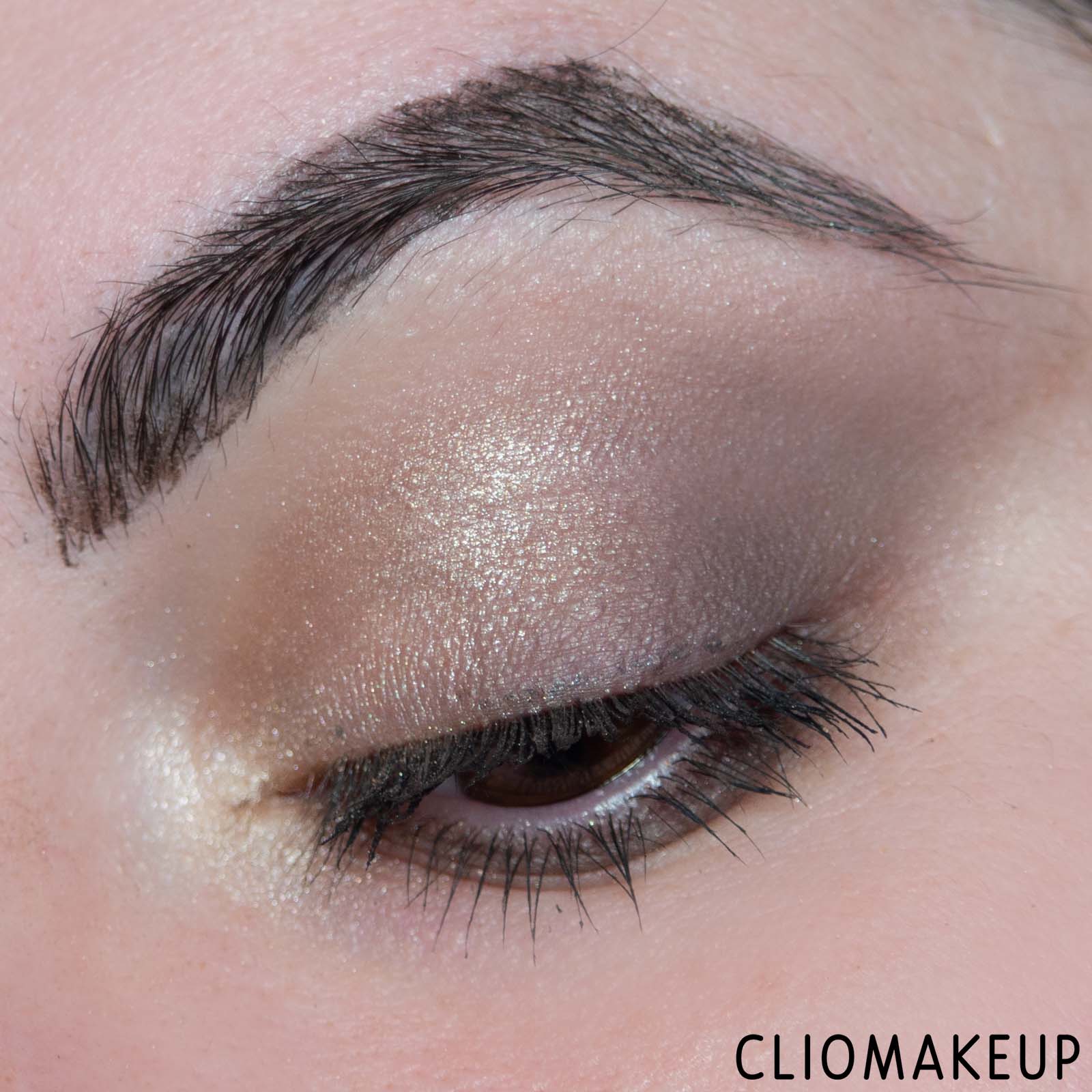 cliomakeup-recensione-palette-i-love-revolution-pecan-praline-shadow-palette-12