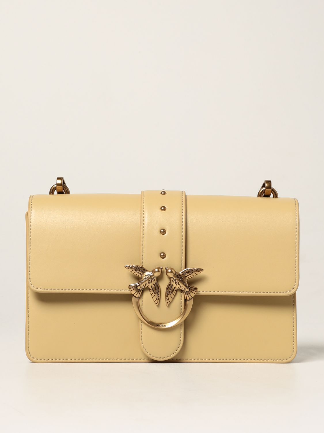 Cliomakeup-capi-must-have-primavera-2022-Pinko-LOVE-CLASSIC-ICON-SIMPLY