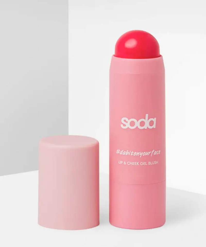 cliomakeup-base-trucco-2022-soda-blush-crema