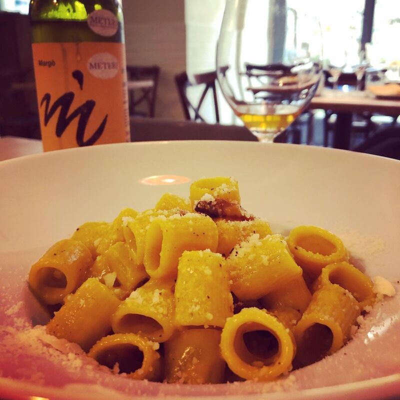 cliomakeup-dove-mangiare-carbonara-roma-eggs-3