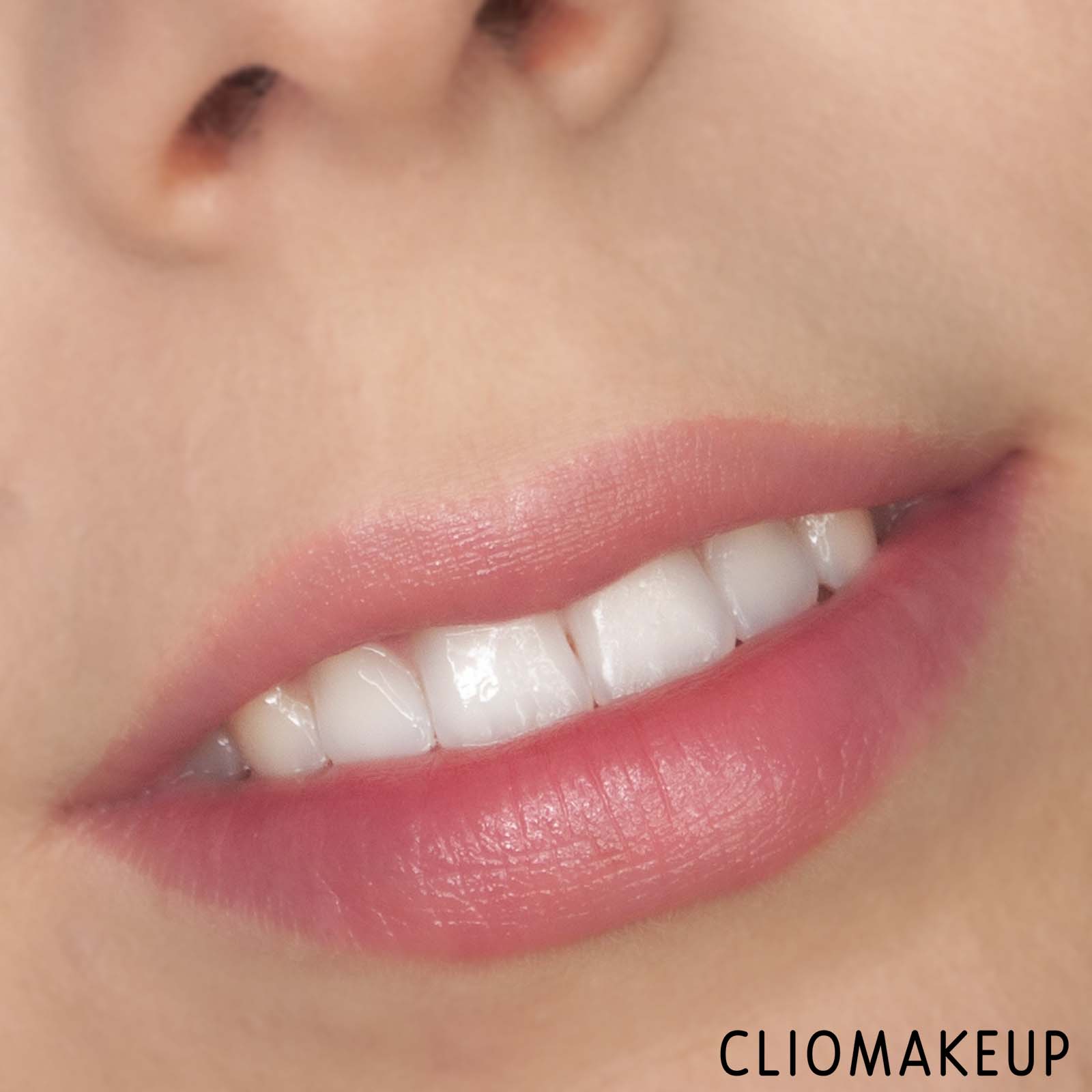 cliomakeup-recensione-balsamo-labbra-chiara-ferragni-lip-balm-11