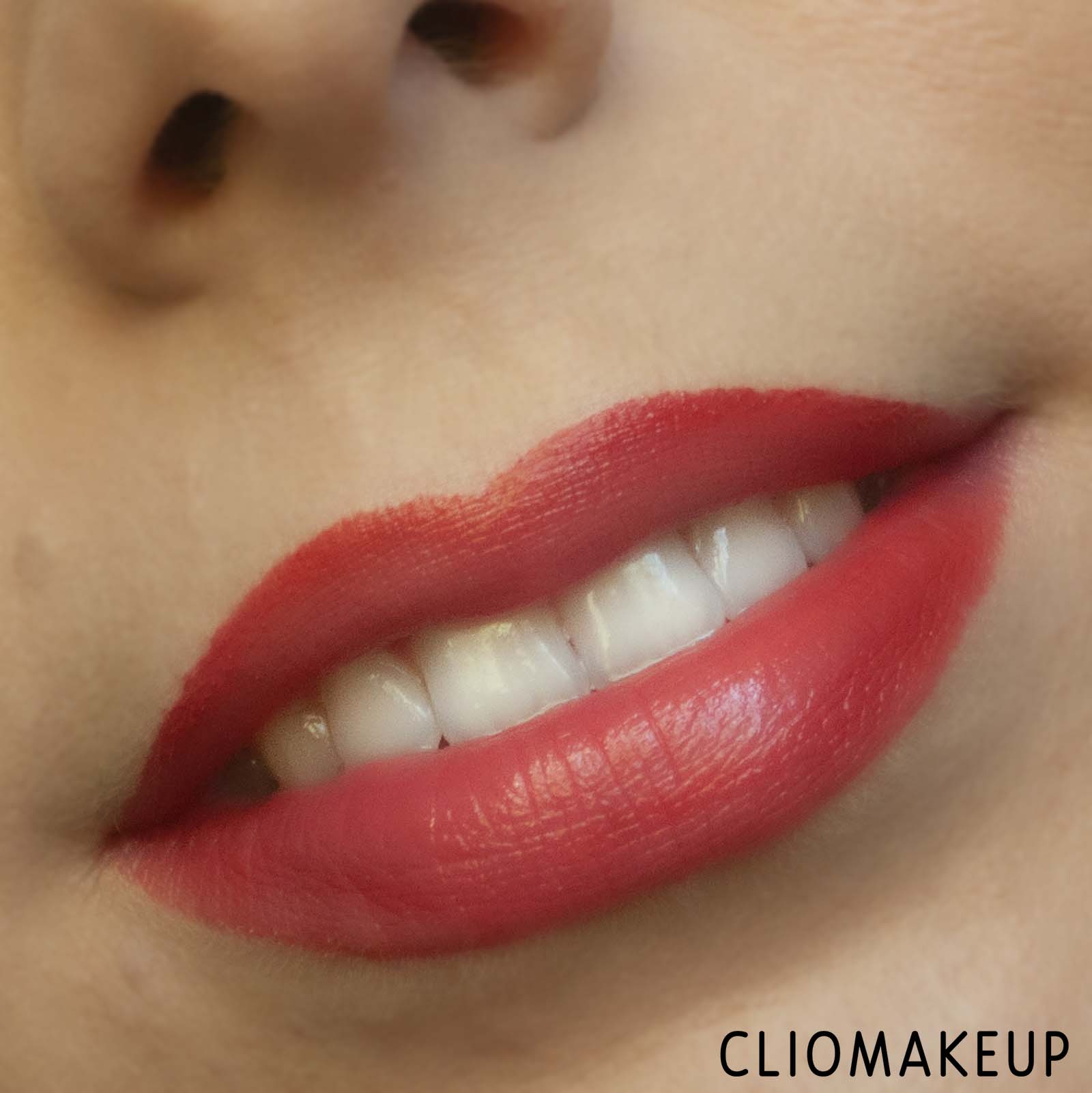cliomakeup-recensione-balsamo-labbra-chiara-ferragni-lip-balm-12