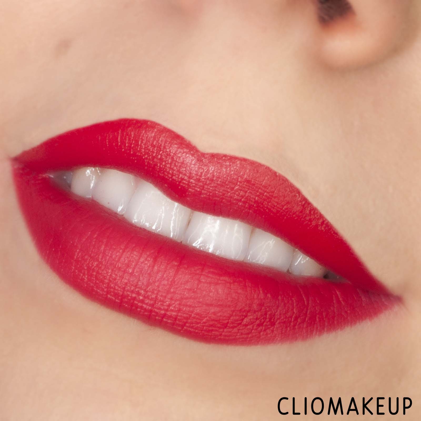 cliomakeup-recensione-rossetti-essence-hydra-matte-lipstick-13