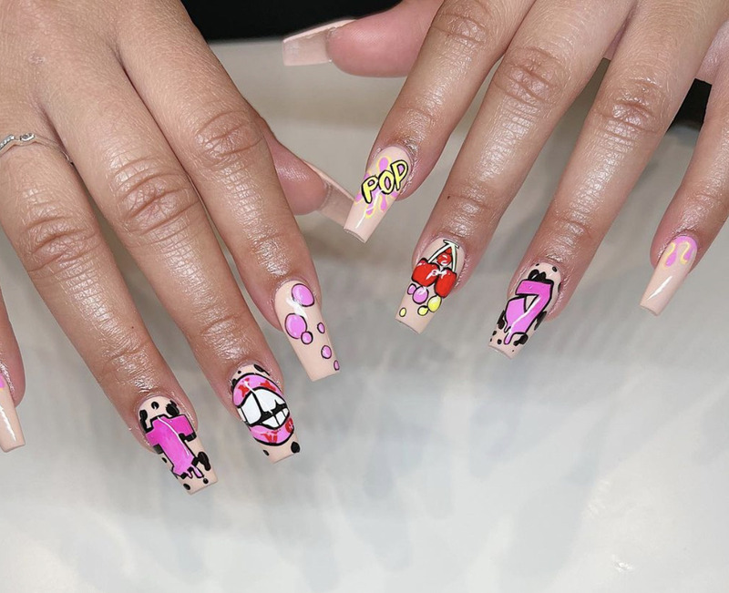 cliomakeup-pop-art-nails-colori-accesi