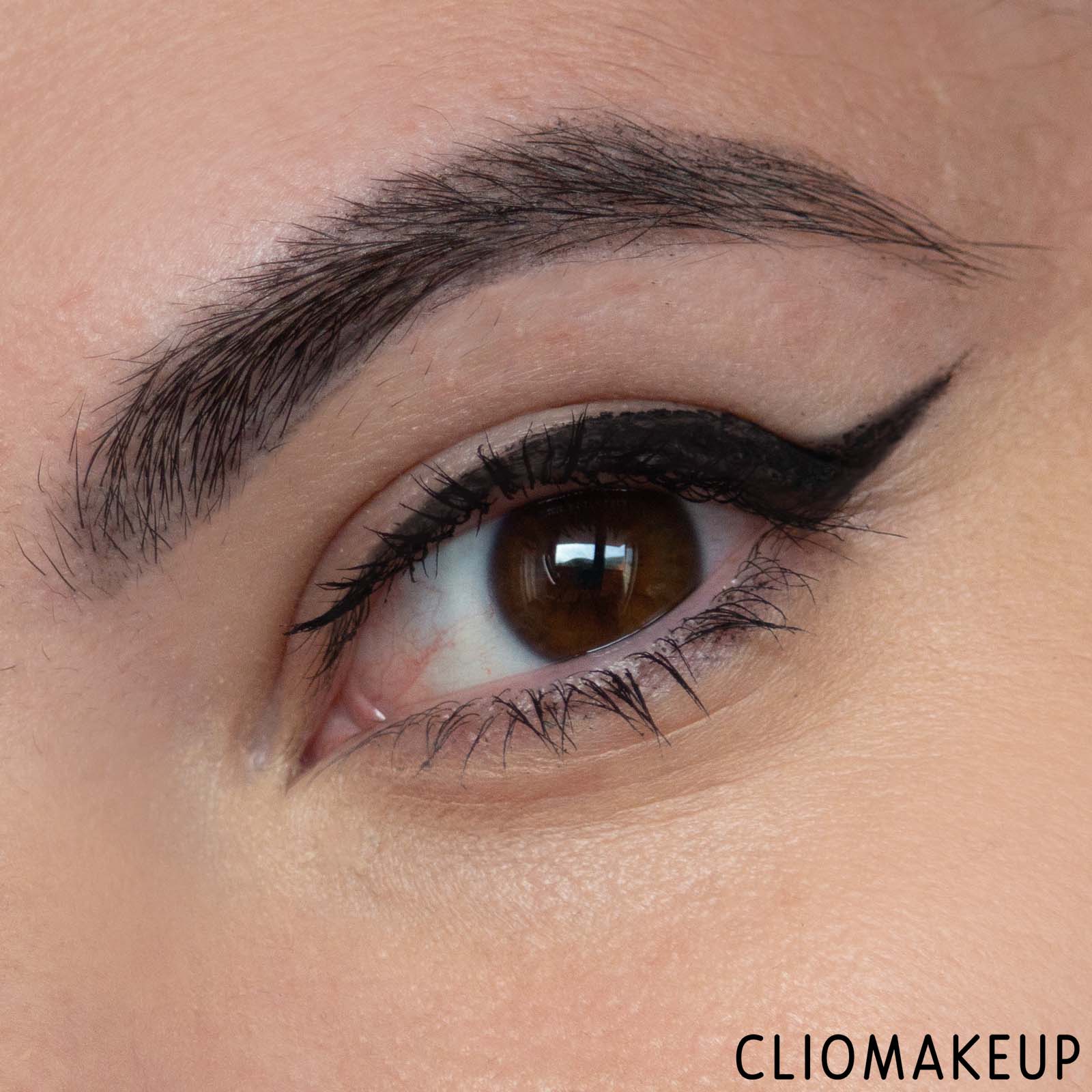 cliomakeup-recensione-correttore-wycon-natural-smoothie-liquid-concealer-12