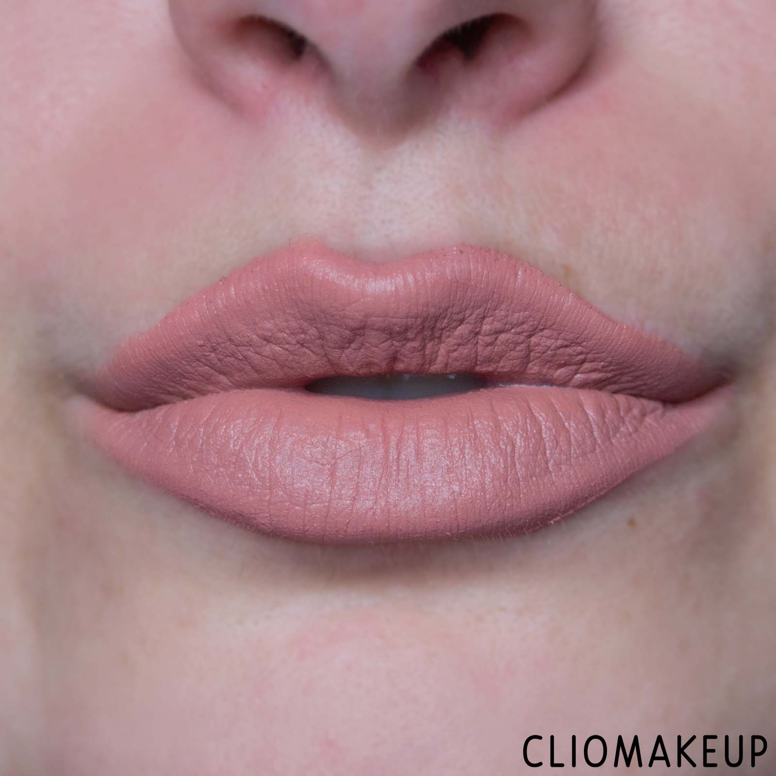 cliomakeup-recensione-rossetti-wycon-lip-loop-mousse-lipstick-10