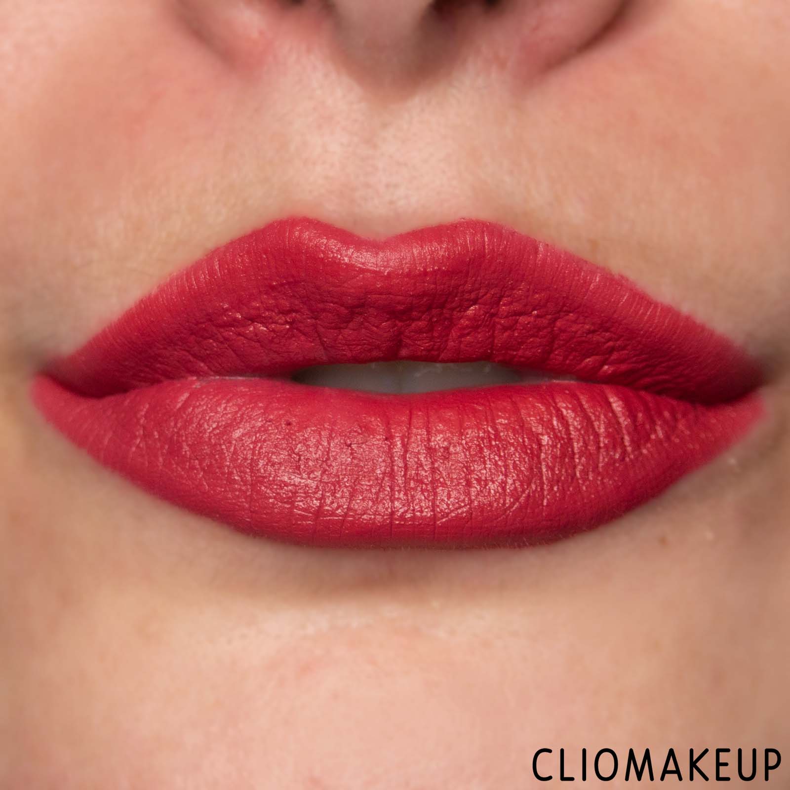 cliomakeup-recensione-rossetti-wycon-lip-loop-mousse-lipstick-13