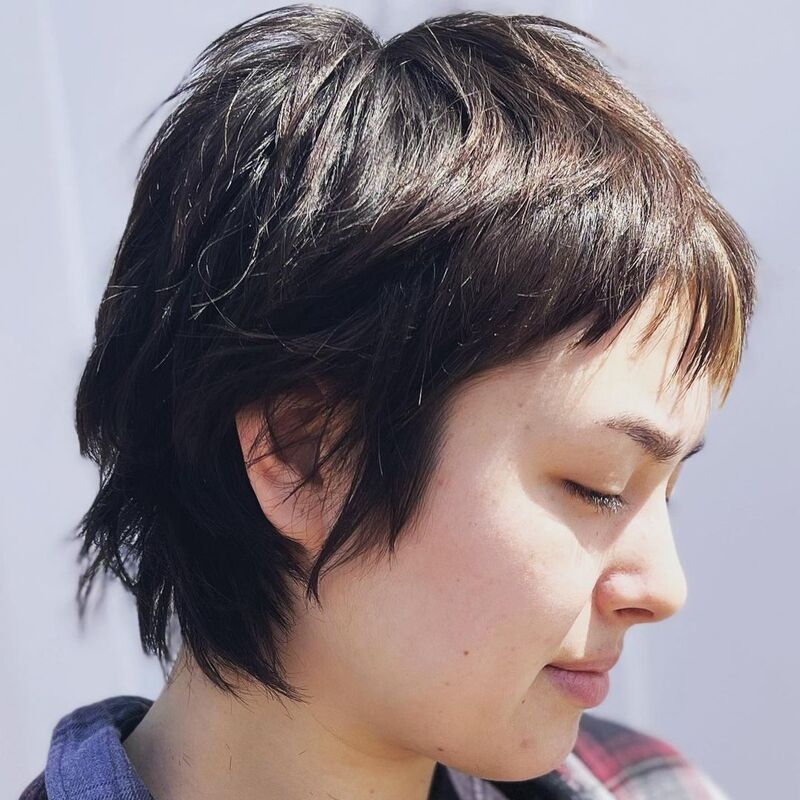 cliomakeup-tagli-capelli-corti-primavera-2022-bixie-haircut