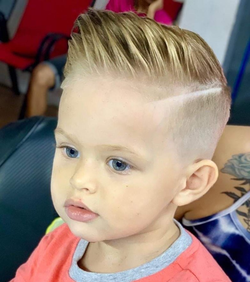 cliomakeup-tagli-capelli-bambini-2022-rasature