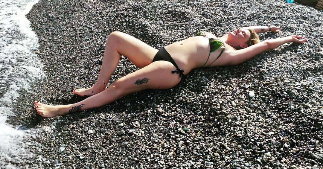 Cliomakeup-gambe-che-si-toccano-6