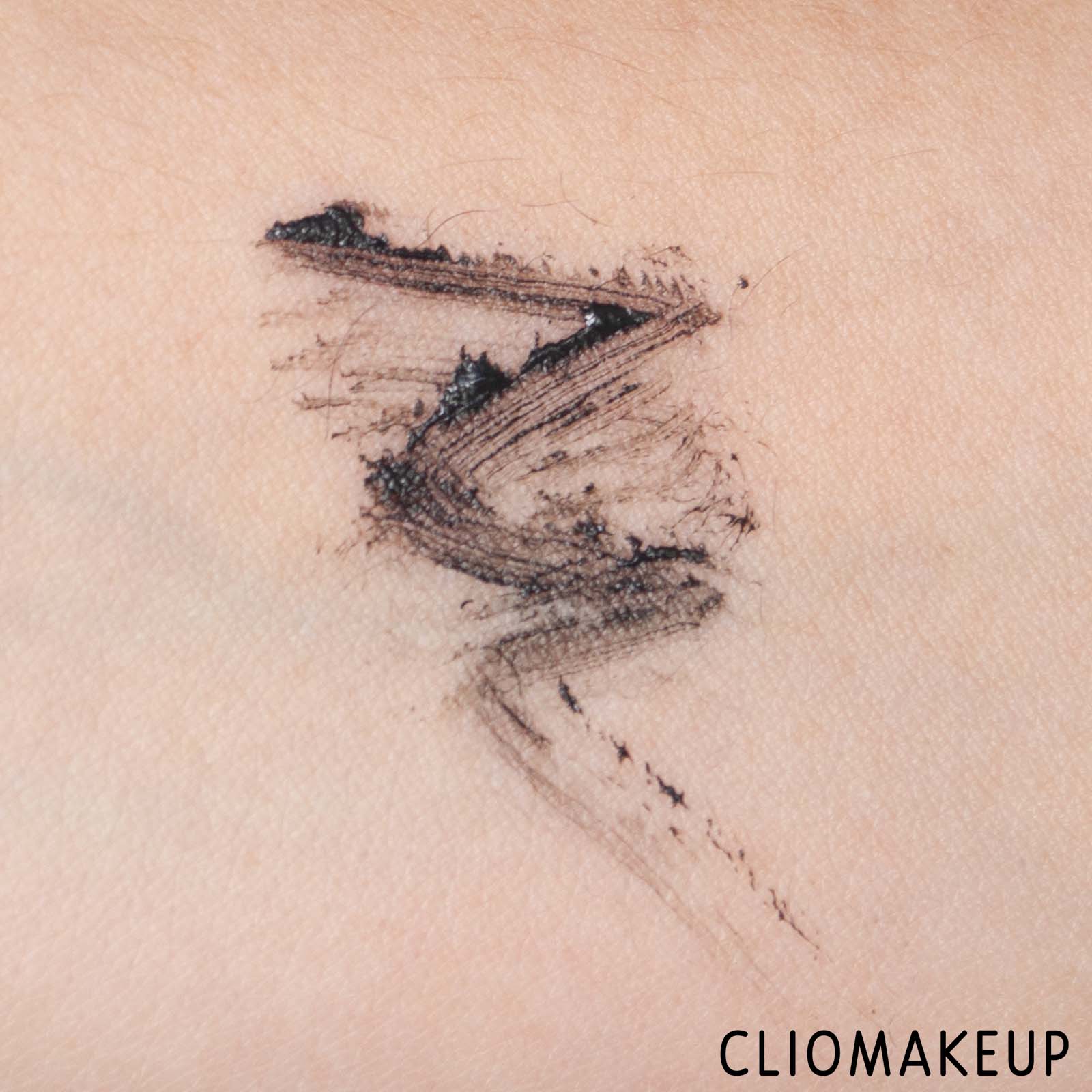 cliomakeup-recensione-mascara-revolution-soft-glamour-volumising-mascara-7
