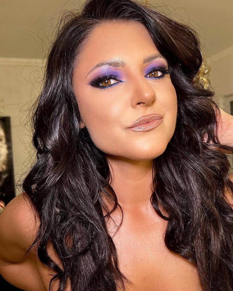 come-truccare-occhi-marroni-viola