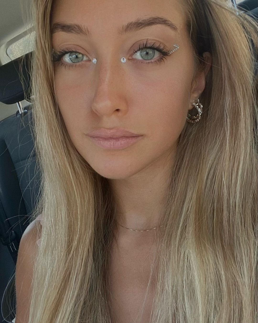 cliomakeup-jova-beach-party-2022-make-up-5