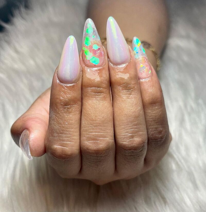 cliomakeup-pearly-nails-accent-nail