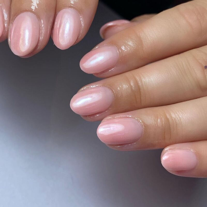 cliomakeup-pearly-nails-pastello