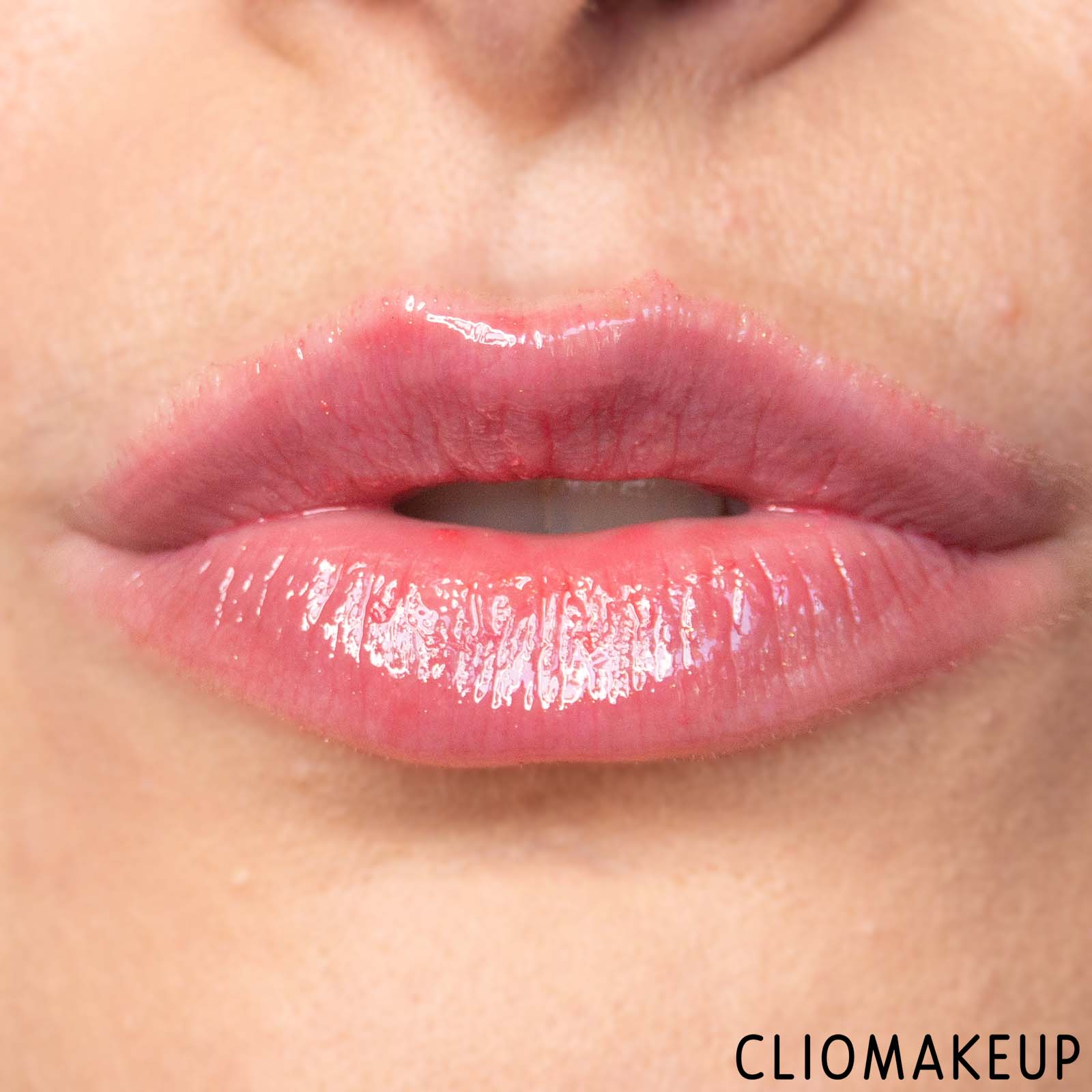 cliomakeup-recensione-balsamo-labbra-lanolips-jelly-balm-strawberry-11