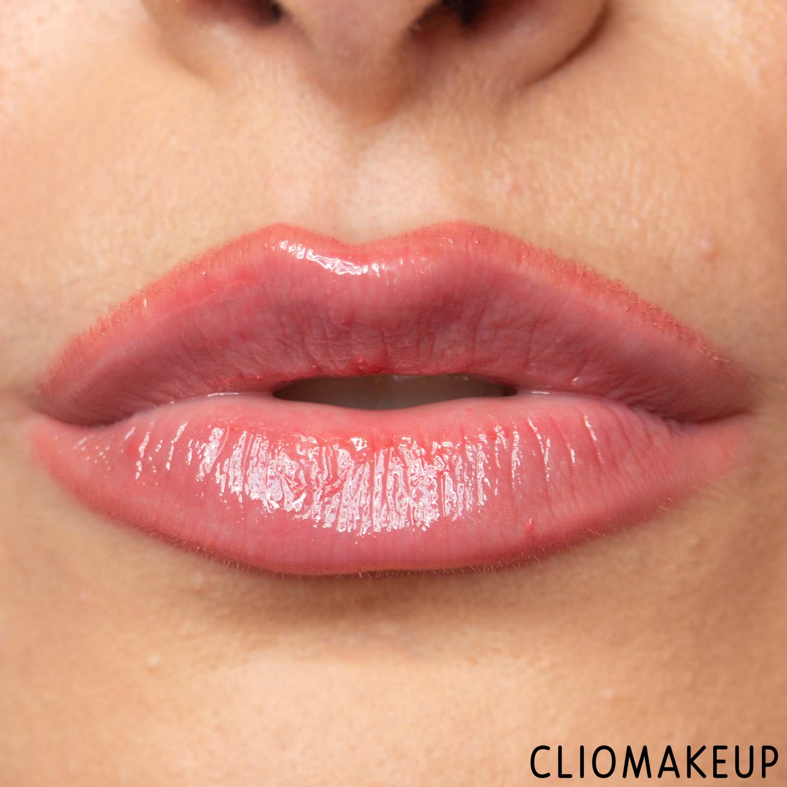 cliomakeup-recensione-balsamo-labbra-lanolips-jelly-balm-strawberry-13