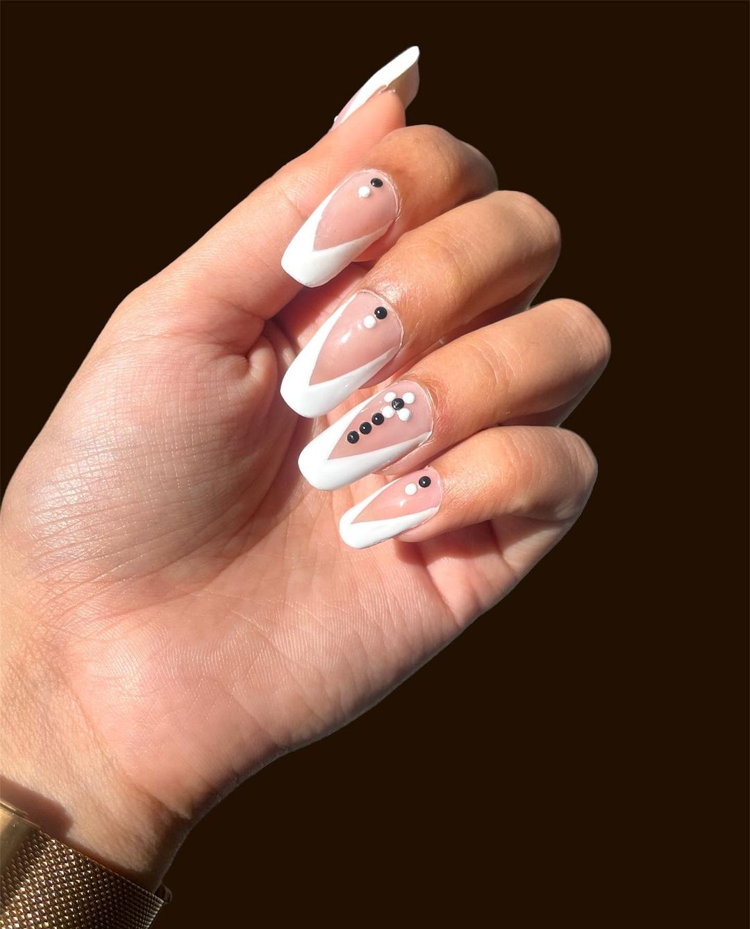 cliomakeup-tendenze-unghie-vacanze-2022-3