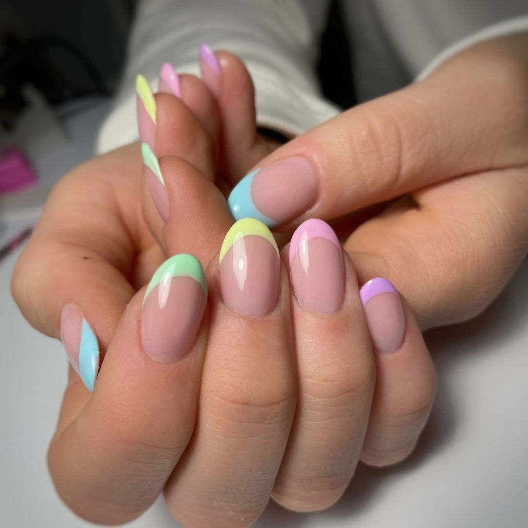 cliomakeup-unghie-arcobaleno-2022-5