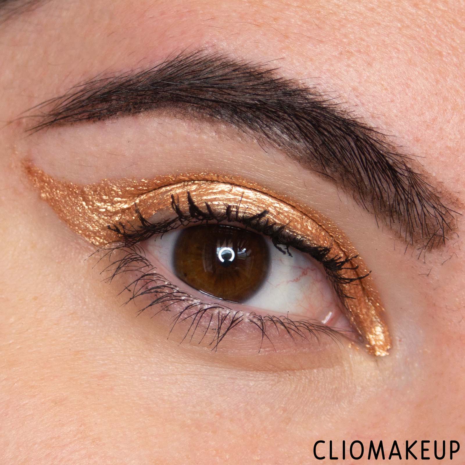 cliomakeup-recensione-liquido-wycon-moonstone-liquid-eyeshadow-12